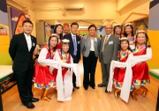 Photos 4/ 5:<br>Guests tour the New Home Association Jockey Club Tin Shui Wai Service Centre.