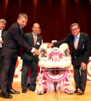 Club Chairman T. Brian Stevenson (right), Secretary for Labour and Welfare Matthew Cheung (centre) and HKU Vice-Chancellor and President Professor Peter Mathieson (left) officiate at the liona?s eye-dotting ceremony. Mr Stevenson believes the Conference will provide a multicultural platform for knowledge exchange and multidisciplinary collaboration in the area of thanatology.