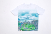 Photo 4, 5:<br>
Eye-catching range T-shirts and duffle bags illustrating the spectacular Happy Valley Racecourse have been specially-designed by renowned Japanese artist Kiyoko Yamaguchi for the opening of the new season. 
