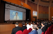 世界生組織總幹事陳馮富珍博士越洋祝賀「香港賽馬會災難防護應變教研中心」成立。