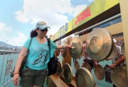 Photo 12, 13:<br>
Mini-gongs and lucky formations set up at the racecourse to boost racegoers�� fortunes.