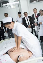 Photos 5 and 6: Guests visit the healthcare training room at Ya'an HKJC Vocational College.