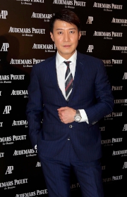 Leon Lai, Ambassador of the Audemars Piguet QEII Cup 2015 joins the big day at Sha Tin Racecourse to witness the emergence of this year��s AP QEII Cup winner.