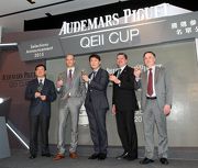 All the officiating guests raise a toast to success at the 2015 Audemars Piguet QEII Cup Selections Announcement.  From right:<br>Nigel Gray, Head of Handicapping and Race Planning, HKJC<br>William A. Nader, Executive Director of Racing, HKJC<br>Leon Lai, Audemars Piguet QEII Cup Ambassador<br>
David von Gunten, CEO, Greater China of Audemars Piguet <br>
Marco Cheng, Racing Secretary, HKJC