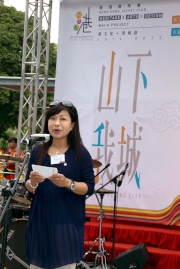The Club's Head of Charities Projects Rhoda Chan expresses her gratitude for the efforts by HULU Culture, providing an innovative platform for the public to acquire better understanding of local cultures.