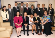 Club Steward Mrs Margaret Leung Ko May Yee (1st left, front row); Executive Director, Charities and Community, Leong Cheung (2nd left, back row); Executive Manager, Charities, Imelda Chan (1st left, back row); Secretary for Labour and Welfare Matthew Cheung (2nd left, front row); Elderly Commission Chairman Professor Alfred Chan (4th right, back row); Pro-Vice-Chancellor and Vice-President of The Chinese University of Hong Kong Professor Fok Tai-fai (centre, back row); Professor Charles Kao and his wife Gwen Kao (2nd and 3rd right, front row); JCCPA Director Professor Timothy Kwok (4th left, back row); and the Dementia Concern Campaigna?s Honorary Ambassador, celebrity Paula Tsui (1st right, front row) and other guests.