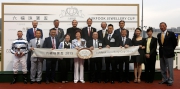 Stewards and CEO of the Club, senior management of Lukfook Group and Raymond Lam, the spokesperson of Love Forever collection, pose for the cameras with connections of Packing Pins at the trophy presentation ceremony for the Lukfook Jewellery Cup.