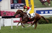 Photo 1, 2<br>
Francis Lui-trained <em>Lucky  Bubbles</em> (No 5, in red), ridden by Brett Prebble, kicks away from the rest  of the field to win the HKG2 The Sprint Cup (1200m) at Sha Tin racecourse  today.