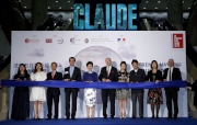 The Cluba?s Executive Director, Charities and Community, Leong Cheung (3rd left) joins Chief Secretary for Administration Carrie Lam (5th left); Consul General of France in Hong Kong and Macau Eric Berti (5th right); and Chairman of the Board of Le French May Andrew Yuen (4th left) to officiate at the opening ceremony of the Claude Monet: The Spirit of Place exhibition.