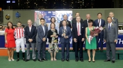 香港鄉村俱樂部挑戰盃頒獎儀式大合照。