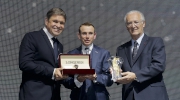 Photo 1, 2<br>
Mr. Juan-Carlos Capelli (left), Vice President of LONGINES and Head of International Marketing, and Mr. Louis Romanet (right), Chairman of the International Federation of Horseracing Authorities (IFHA), co-present the LONGINES World��s Best Jockey Award trophy for 2016 and a Longines watch to Mr. Ryan Moore, at the gala dinner of the LONGINES Hong Kong International Races held tonight (9 December) at the Hong Kong Convention & Exhibition Centre.