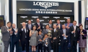 A toasting ceremony was held at Jockey Club Box after the LONGINES Hong Kong Sprint.