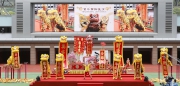 7, 8<br>Spectacular dragon and lion dances summon good fortune and pump up the festive mood. 