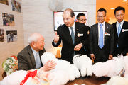 Photos 4/5/6/7:<br>
Guests tour the TWGHs Jockey Club Sunshine Complex for the Elderly.