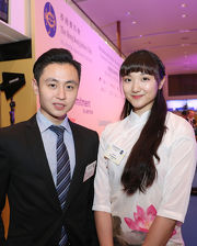 New HKJC Scholar Elvis Ngai (left) and graduate He Meng-meng (right).