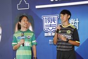 The representatives of Chelsea FC Soccer School (HK) (right) and Citizen (left) talk about their preparation for the first-ever HKJC Girlsa? Junior Community Cup.