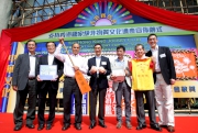 Club Steward Michael Lee (centre), Executive Director, Charities, Douglas So (1st right), Joint Association of Traditional Dragon Boat in Tai O Chairman Fan Sum Kee (3rd left), HK Cheung Chau Bun Festival Committee Vice-Chairman Eric Ho (3rd right), Federation of HK Chiu Chow Community Organisations Hon Life Chairman Hui Hok Chee (2nd left), Tai Hang Fire Dragon Dance Commander in Chief Chan Tak Fai (2nd right) and CACHe Chairman Stephen Chan (1st left).