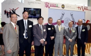 Club Stewards Anthony W K Chow (third from right), Dr Eric Li Ka-cheung (second from right), Chairman of Culture, Recreation, Community Services and Housing Committee of Yuen Long District Council Daniel Cham Ka-hung (third from left), Duty Chairman of the 18 District Councils and Chairman of Kwun Tong District Council Bunny Chan Chung-bun (fourth from left) pose with other guests.