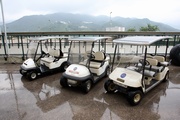 Members of the assessment team visited various Club facilities and premises to learn about its green initiatives, including the use of solar-powered golf carts at Sha Tin Racecourse.