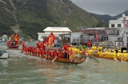Photos 5, 6, 7, 8:
Tai O Traditional Dragon Boat Water Parade, with more than 100 years of history, attracts thousands visitors. 