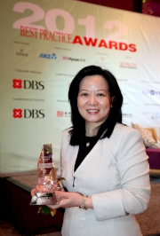 The Hong Kong Jockey Club's Director of Corporate Business Planning and Programme Management, Scarlette Leung, receives the Best Practice Award 2012 in Usability and Simplicity on the Club's behalf.  The award was given to ibu (Interactive Best for You), the worlda?s largest multi-touch entertainment table interface developed by The Hong Kong Jockey Club. 