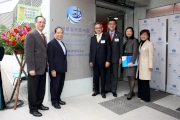 Club Steward Anthony W K Chow (4th right), the Cluba?s Executive Director, Charities, Douglas So (3rd right) and the Cluba?s Head of Charities Projects Rhoda Chan (1st right) pictured with Hong Kong Christian Service Management Committee Chairman Rev Li Ping-kwong (2nd left), Chief Executive Suen Lai-sang (1st left) and Deputy Chief Executive Chan Pui-yi (2nd right).