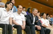 The Cluba?s Chief Executive Officer Winfried Engelbrecht-Bresges (centre), Secretary for Labour and Welfare Matthew Cheung (2nd left) Hong Kong Football Association Director (Club) Pui Kwan Kay (2nd right), Leisure and Cultural Services Assistant Director (Leisure Services) Olivia Chan (1st left) and other guests watch the final of The Hong Kong Jockey Club Futsal Competition.